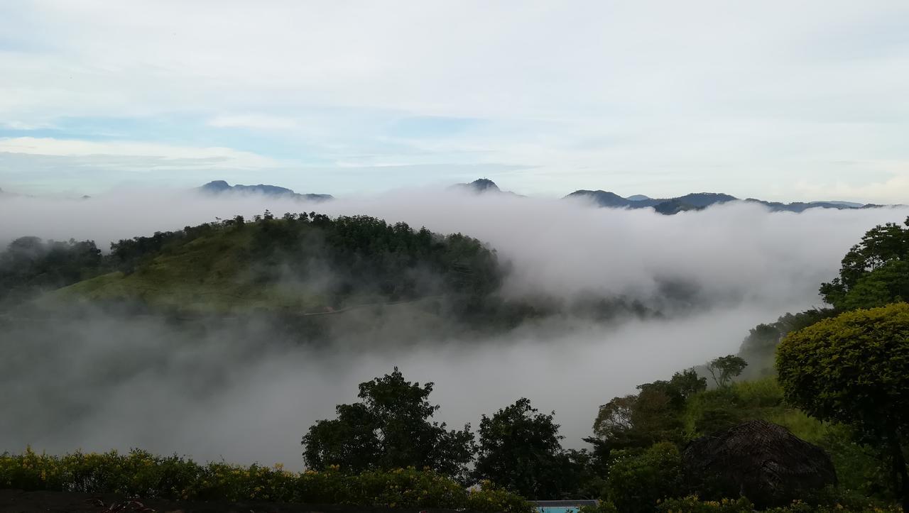 Sky Lodge 캔디 외부 사진